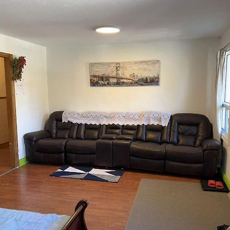 Apartment Avec Parking Prive ควิเบกซิตี้ ภายนอก รูปภาพ